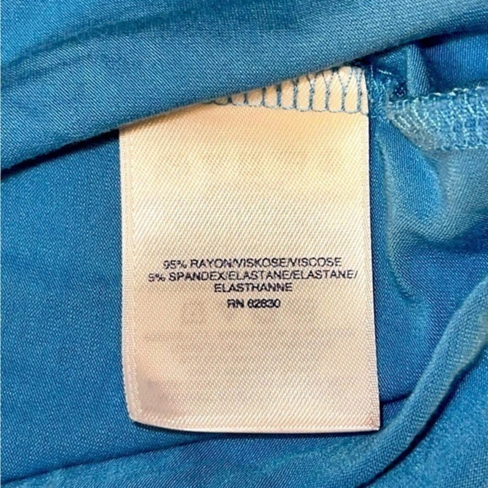 Gently Used‎ Lands’ End Shirt - Picture 3 of 3